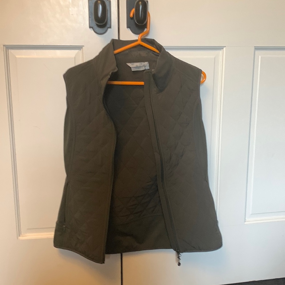 Green Athleta vest